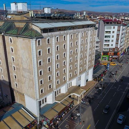 Sivas Bueyuek Hotel Esterno foto