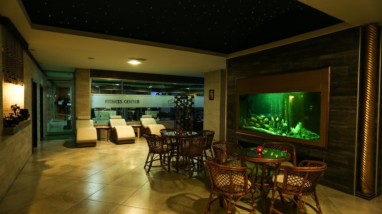 Sivas Bueyuek Hotel Esterno foto